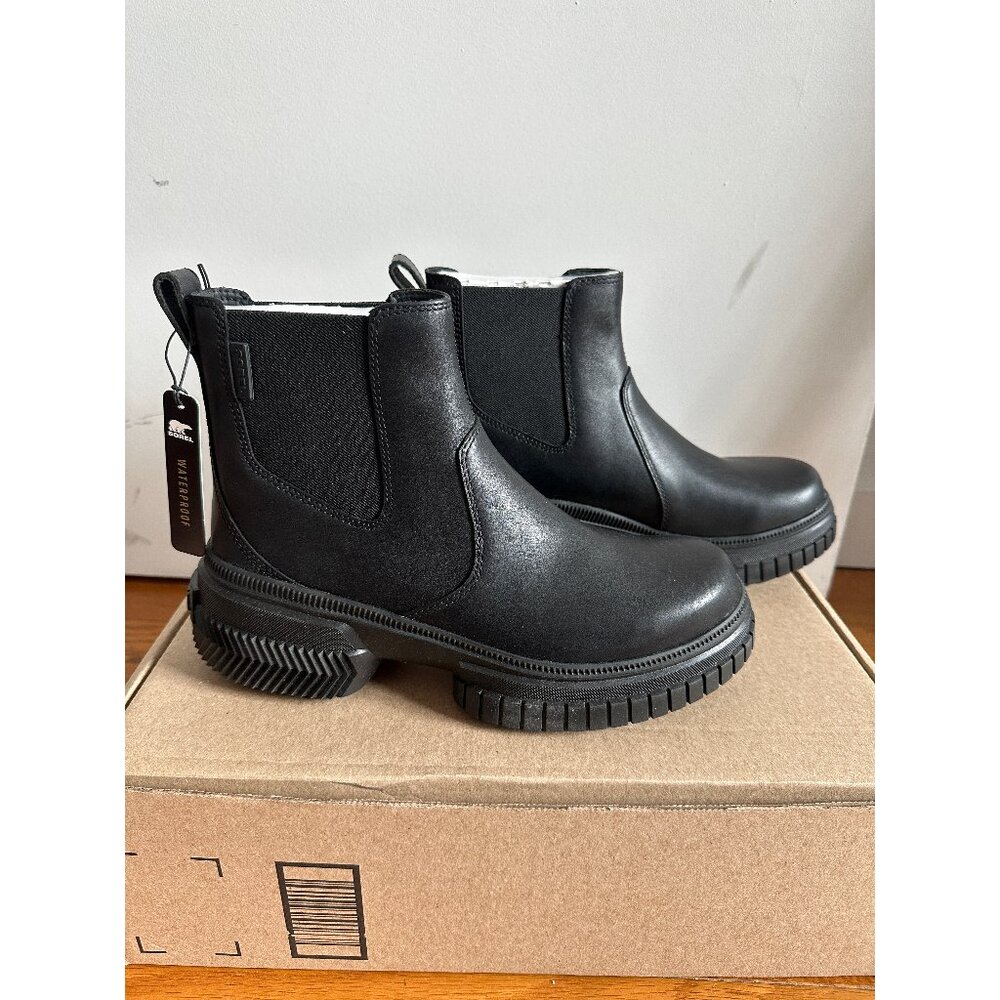 Sorel Chelsea Boots NWT